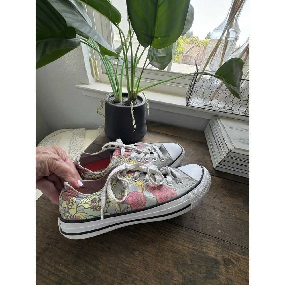 Converse Chuck Taylor All Star Low Top Lace-Up Sneakers Charcoal Gray/White